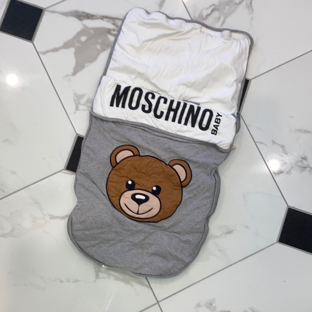 Mochino Baby nest car seat insert